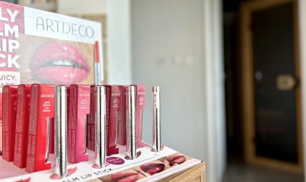 Yvalice | Salon de Beauté  : Manucure à Remouillé