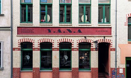 Friseursalon YANA in Halle: Friseur in Halle (Saale)