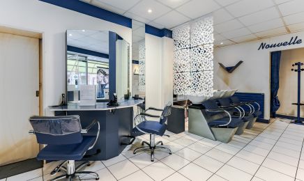 Nouvelle Vague : Coiffeur à Sérifontaine