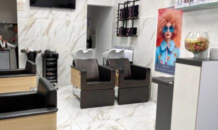 Francesco's Hairlounge: Friseur in Eschenburg