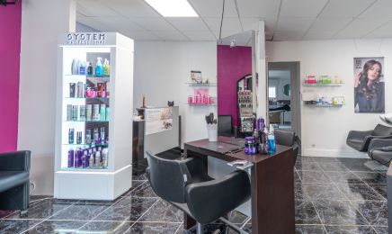 L'Odyssée coiffure et beauté : Manucure à Fauverney