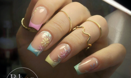 Blue Nails & Beauty : Institut de beauté à Bodilis