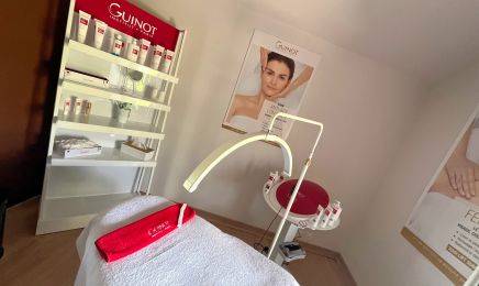 Venus beauté : Manucure à Bois-le-Roi