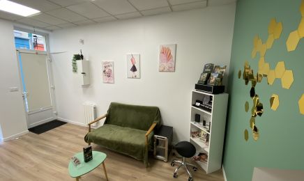 Yordanoff nails : Institut de beauté à La Flèche