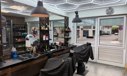  Friseur Musto: Kosmetikstudio in Langenau