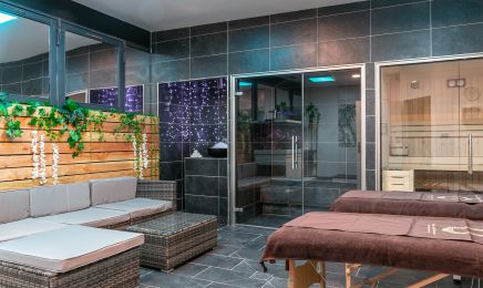  Les Fées Coiffées Beauté Bad boys : Coiffeur à Saint-Marcel-lès-Valence
