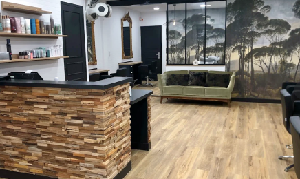 Melvik : Coiffeur à Houlgate