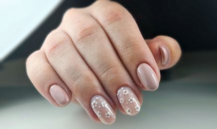 NBM & Co - Ongles et Formations : Manucure à Vercel-Villedieu-le-Camp