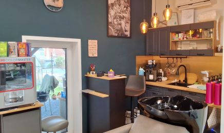 Langverliebt : Kosmetikstudio in Tiefenthal