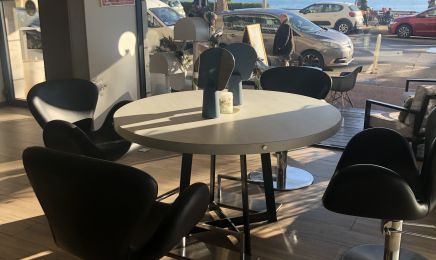 Salon Cortès : Manucure à Antibes