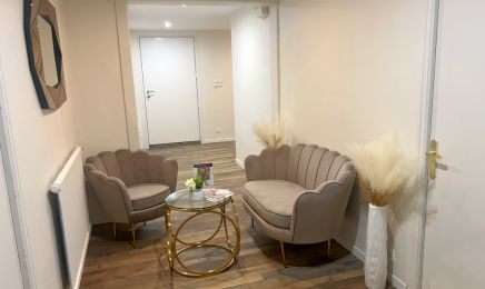 CENTRE EPILATION LASER LH : Institut de beauté à Thise