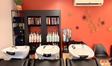 Couleur et style - Head Spa : Coiffeur à Valframbert