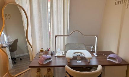 Pretty Little Nails : Manucure à Chelles