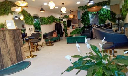 W & M : Institut de beauté à La Crau