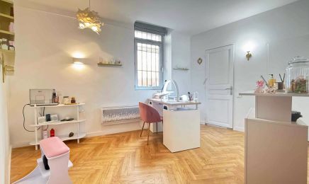 Asteria Nails : Manucure à Aix-en-Provence