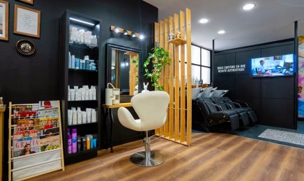 Anthony. Coiffure  : Coiffeur à Angers