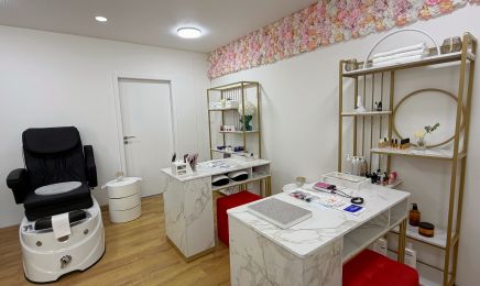 Romeo & Juliet Goldene Schere: Kosmetikstudio in Neustadt bei Coburg