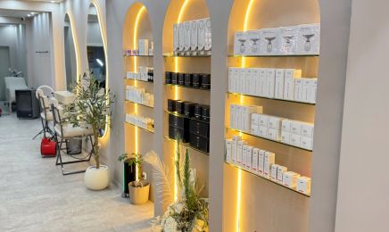 AZRA Beauty Lounge: Kosmetikstudio in Köln