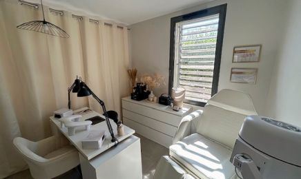 Nerra Bloom : Coiffeur à Le Bouscat