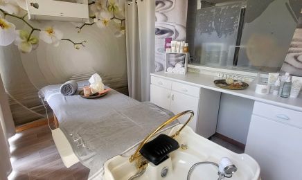 Eve : Coiffeur à Saintes
