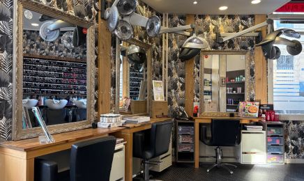 Coiffure Plus - Reims Hôtel de Ville : Barbier à Reims