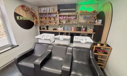 KROONER - Illiers-Combray : Barbier à Illiers-Combray