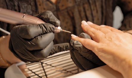 LA CHOUCHOUTERIE  : Institut de beauté à Lézigneux