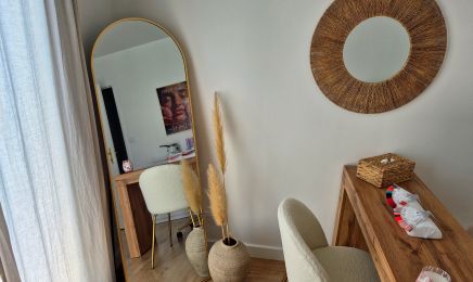 Atelier beauté Caroline : Institut de beauté à Rousset