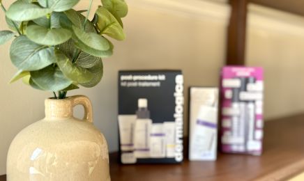 Maison Coralie | Expertise de la Peau - Dermalogica - Kobido - LED Thérapie : Manucure à Écouflant
