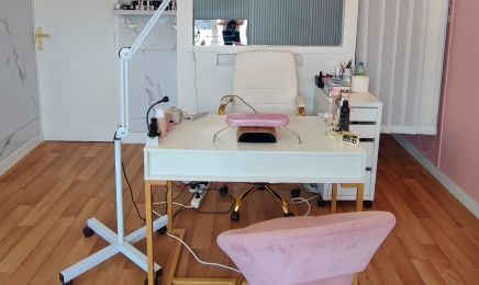 M.Y Aesthetic Beauty Expert : Manucure à Rezé