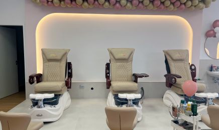 Nail La Mos: Kosmetikstudio in Mindelheim