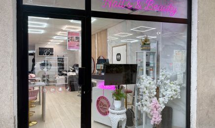 Djou Nail's & Beauty : Institut de beauté à Villeneuve-la-Garenne