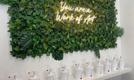 Hairs By Valerie: Friseur in Gummersbach
