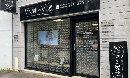 Viva La Vie by Clarisse Blanchard : Coiffeur à Chantonnay