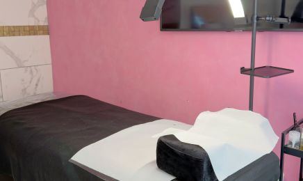 EYES&BROWS BEAUTY : Institut de beauté à Les Roches-de-Condrieu