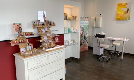 Perles de Beauté : votre Espace Beauté bien être : Manucure à Le Pouliguen