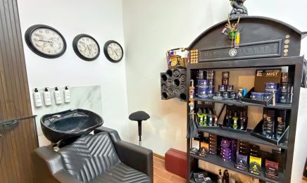 Bonne Coiffure / Barber House: Kosmetikstudio in Potsdam