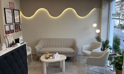 La Bella Friseur Salon: Barbershop in Neuwied