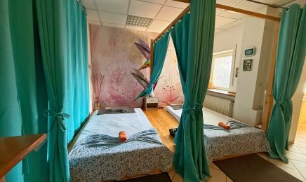 Jaroenporl Thaimassage: Kosmetikstudio in Köln