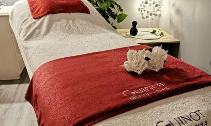 Beauté Création  : Manucure à Segré-en-Anjou Bleu