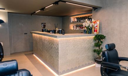 Suhair: Kosmetikstudio in Köln