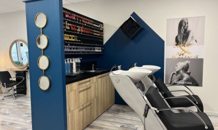 Viva La Vie by Clarisse Blanchard : Coiffeur à Chantonnay