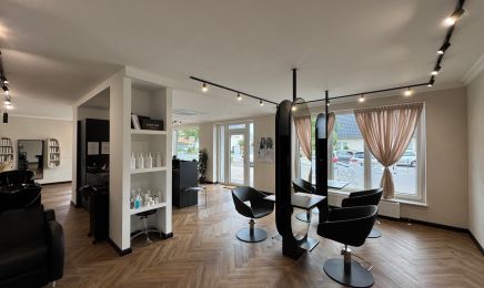 Hairlounge by Leyla: Friseur in Vechta