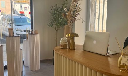 Chloé & Co  : Institut de beauté à Jonquières-Saint-Vincent