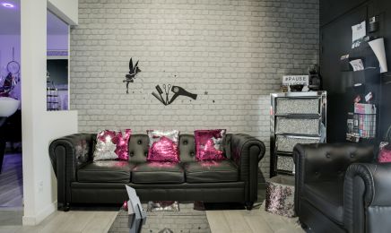  Les Fées Coiffées Beauté Bad boys : Coiffeur à Saint-Marcel-lès-Valence