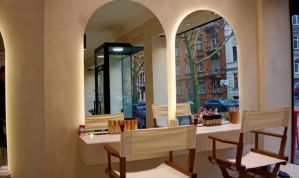 Ella‘s Hair & Make Up: Friseur in Wiesbaden