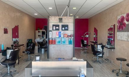 Ambiance coiffure  : Coiffeur à Pirey