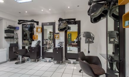 Id Coiffure : Manucure à Menton