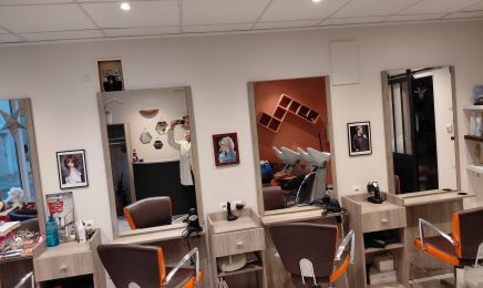 Nadege coiffure : Coiffeur à La Couronne