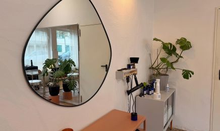 Heller Friseure: Friseur in Dresden
